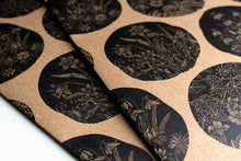 Load image into Gallery viewer, x10 sheets Flower Engraving Kraft Wrapping Paper
