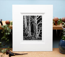 Load image into Gallery viewer, Molly Lemon Wood Engraving Snowdrops
